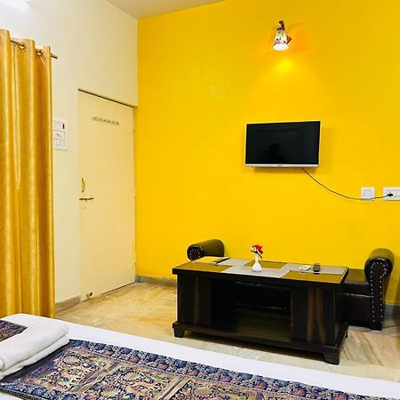 Shankar Vilaas -A Boutique Stay Forigners Choice Near Ghats And Temples バラナシ エクステリア 写真