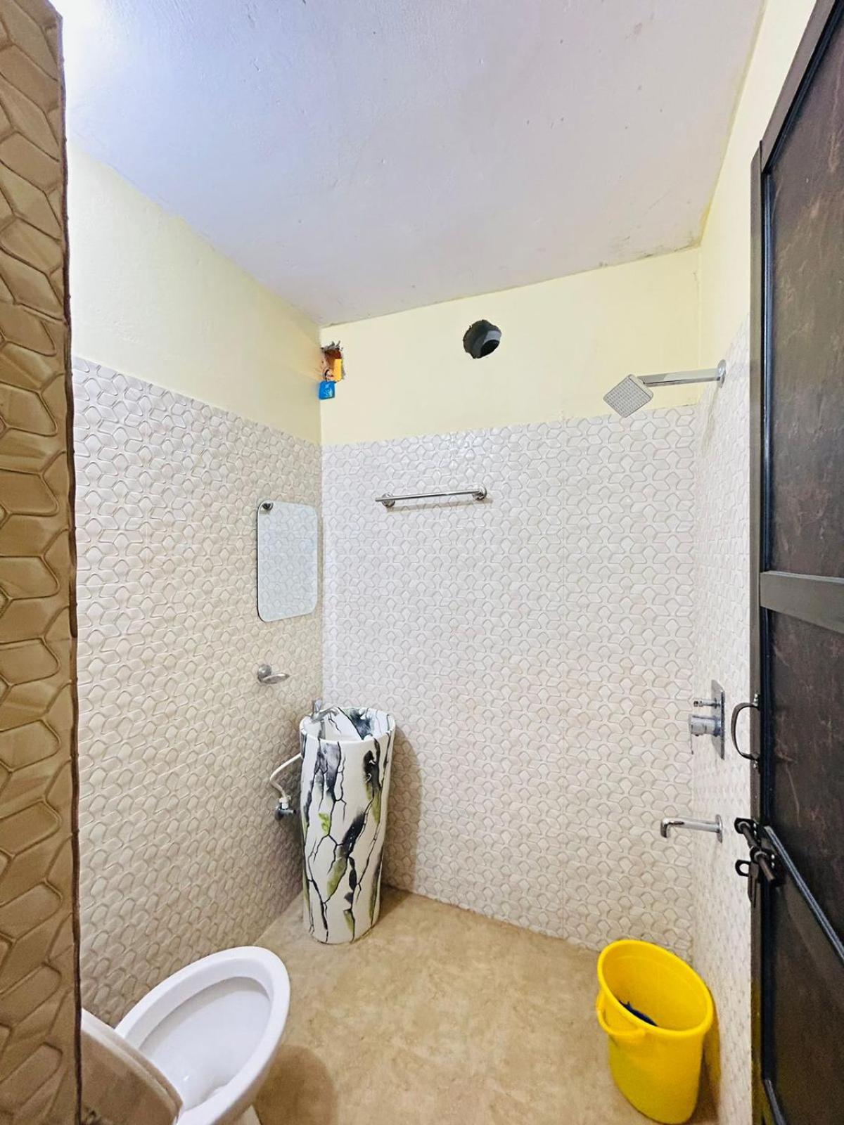 Shankar Vilaas -A Boutique Stay Forigners Choice Near Ghats And Temples バラナシ エクステリア 写真