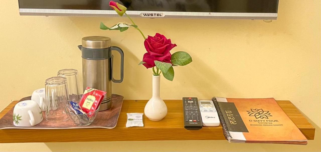 Shankar Vilaas -A Boutique Stay Forigners Choice Near Ghats And Temples バラナシ エクステリア 写真